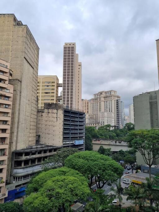 Elegante - Garagem - Ao Lado Metro São Paulo