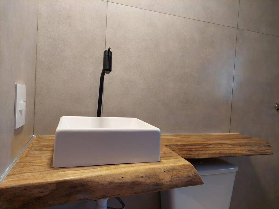 Apartamento Elegante - Garagem - Ao Lado Metro *